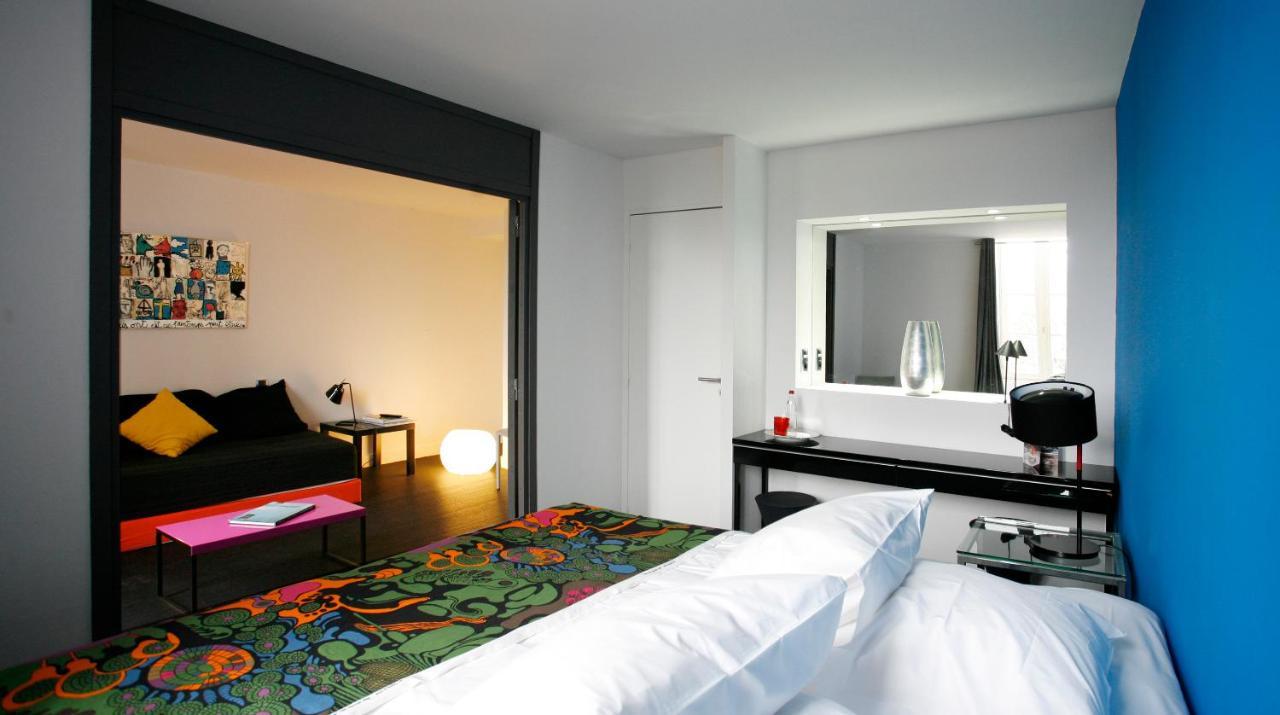 Design Hotel Des Francs Garcons Saint-Sauvant  Exterior foto